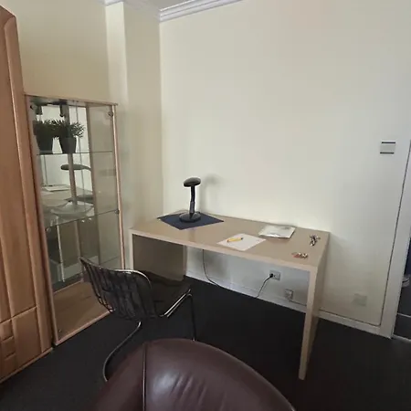 Apartment Stadtwohnung Mit Grosser Terrasse Naehe Bahnhof *